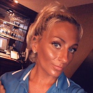 Meet your Posher, Katrina